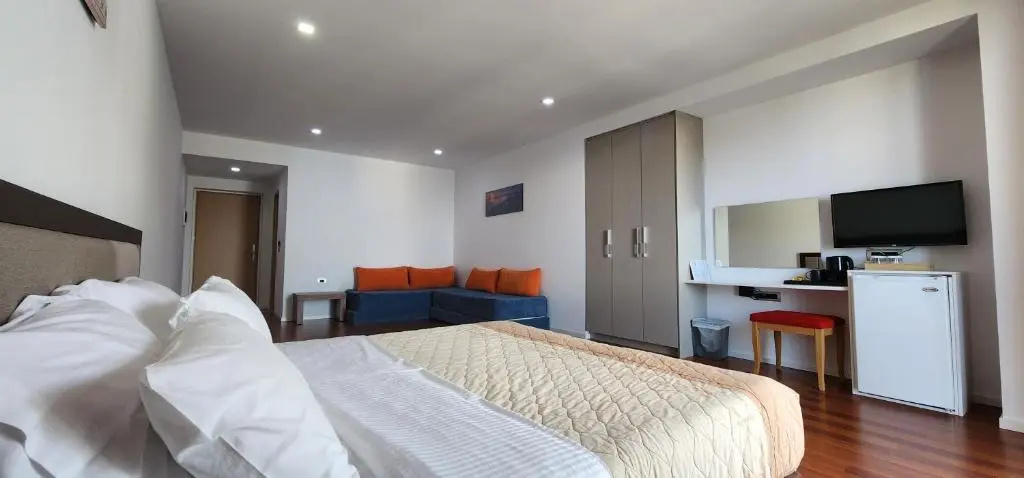 Deluxe Junior Suite