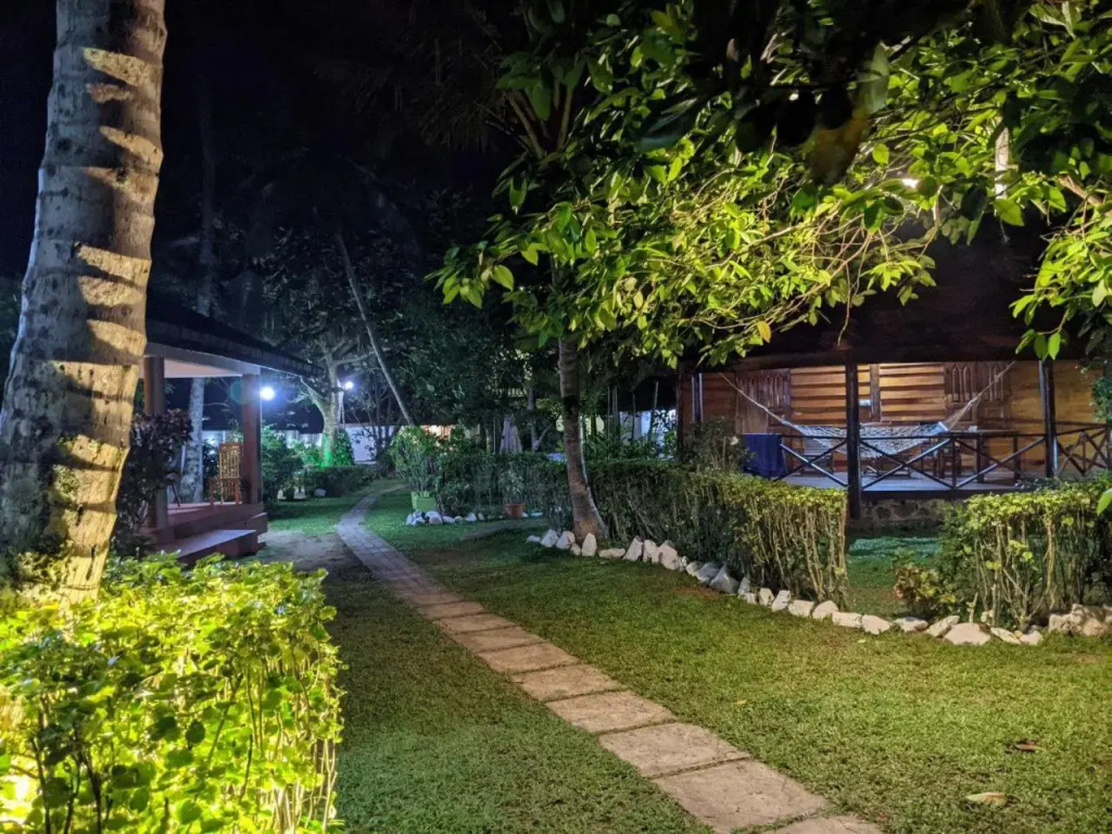 New Surf Paradise Bungalow