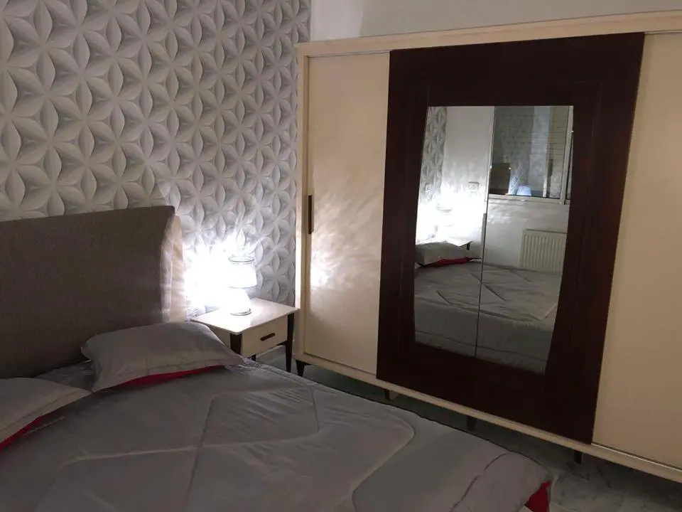 Appartement S+1 Luxueux aux Jardins de Carthage