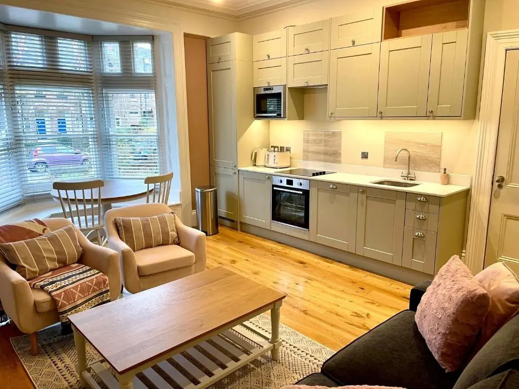 Deluxe Apartment