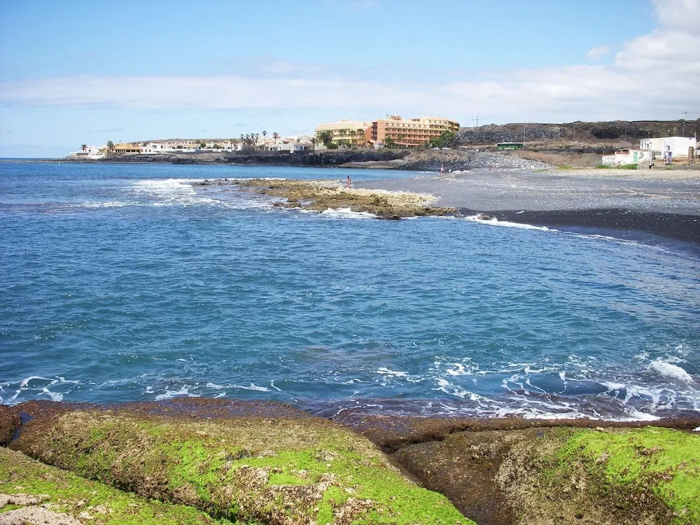Beautiful Apartment Caleta Interian Beach