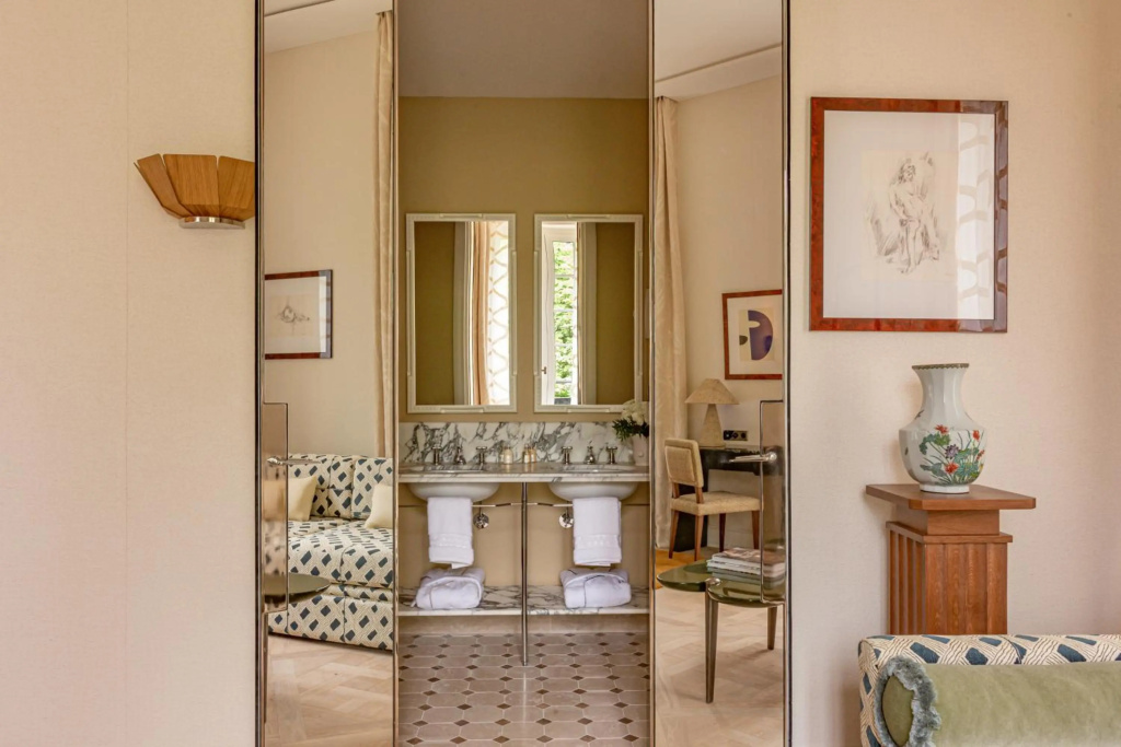 Отель Saint James Paris - Relais & Chateaux в Париже