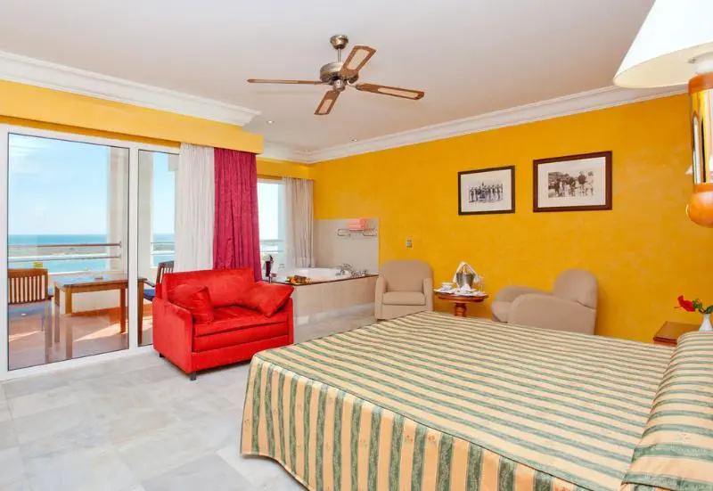Playacartaya Hotel - Chambres