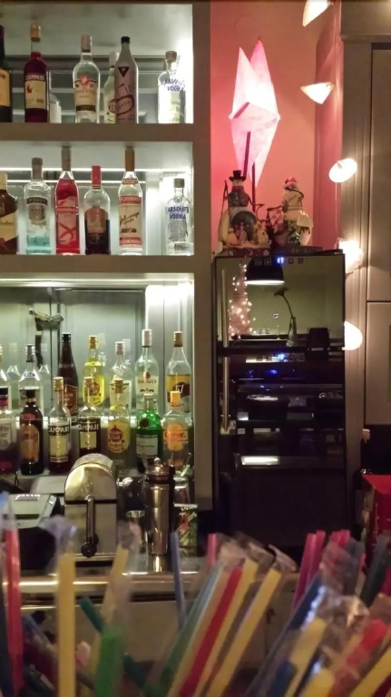 Food & Beverage