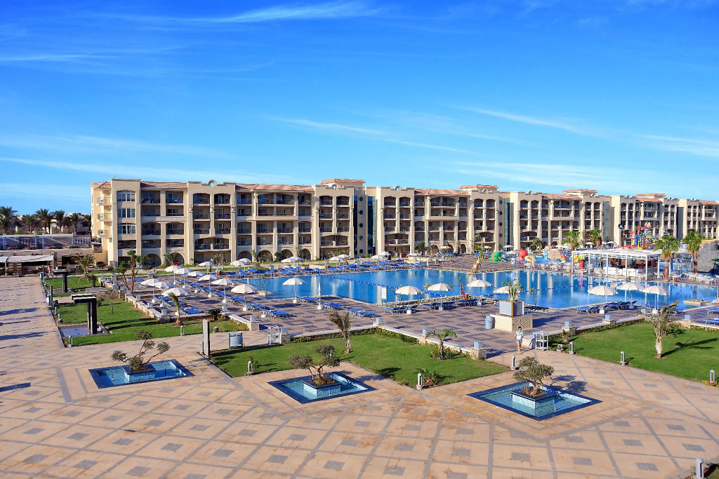 Pickalbatros White Beach Resort - Hurghada — фото