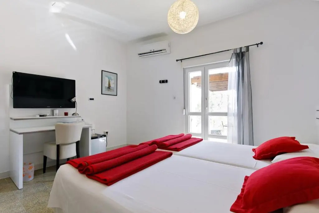 Ark Beach Hotel - Chambres