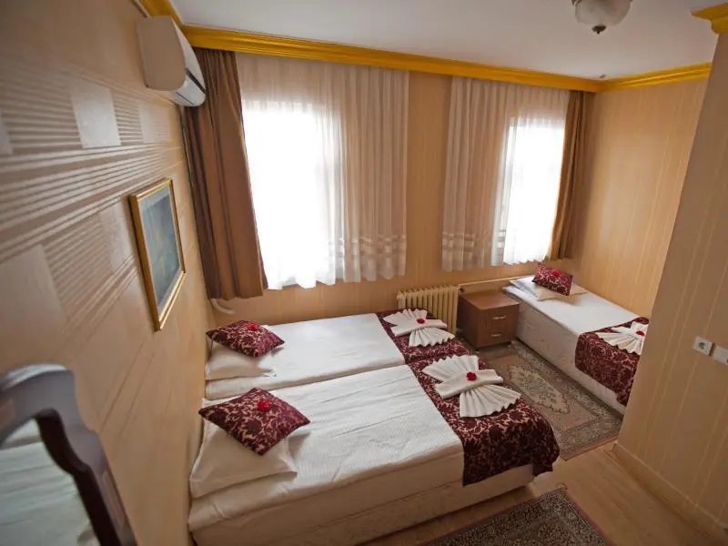Double room (twin beds)