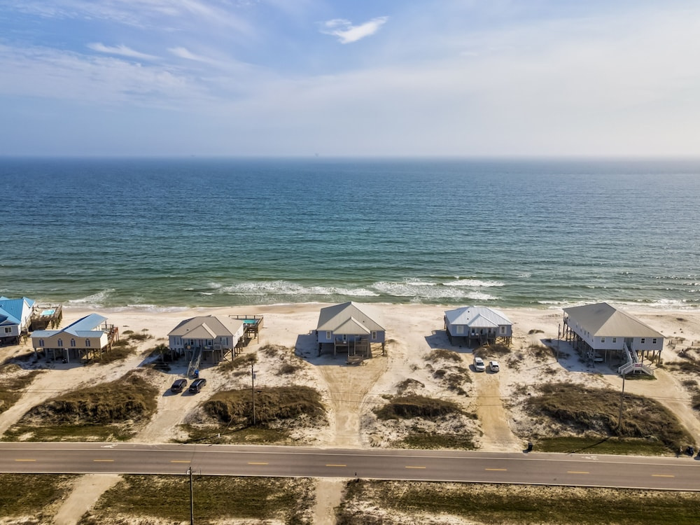 Pelicans Perch - Half Acre Private Lot Directly On The Gulf Of Mexico. The Perfect Setting For Life Long Family Memories! 4 Bedroom Home by RedAwning