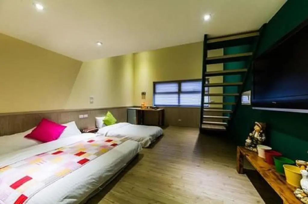 Deluxe Family Suite