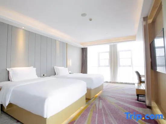 Deluxe Double Family Suite (twin beds)