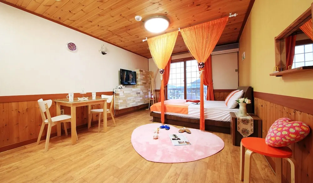 Gangneung Lakeview Pension — фото 2