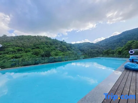 Brand New 2 Bed Seaview Apartment Utopia Karon