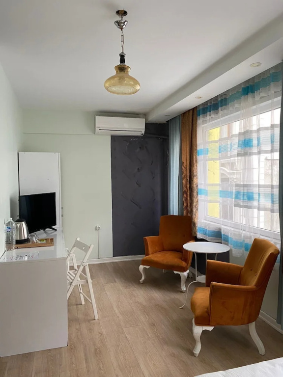Economy Triple room
