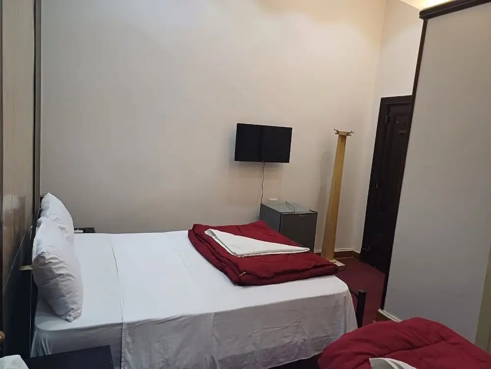 Standard Triple room with balcony