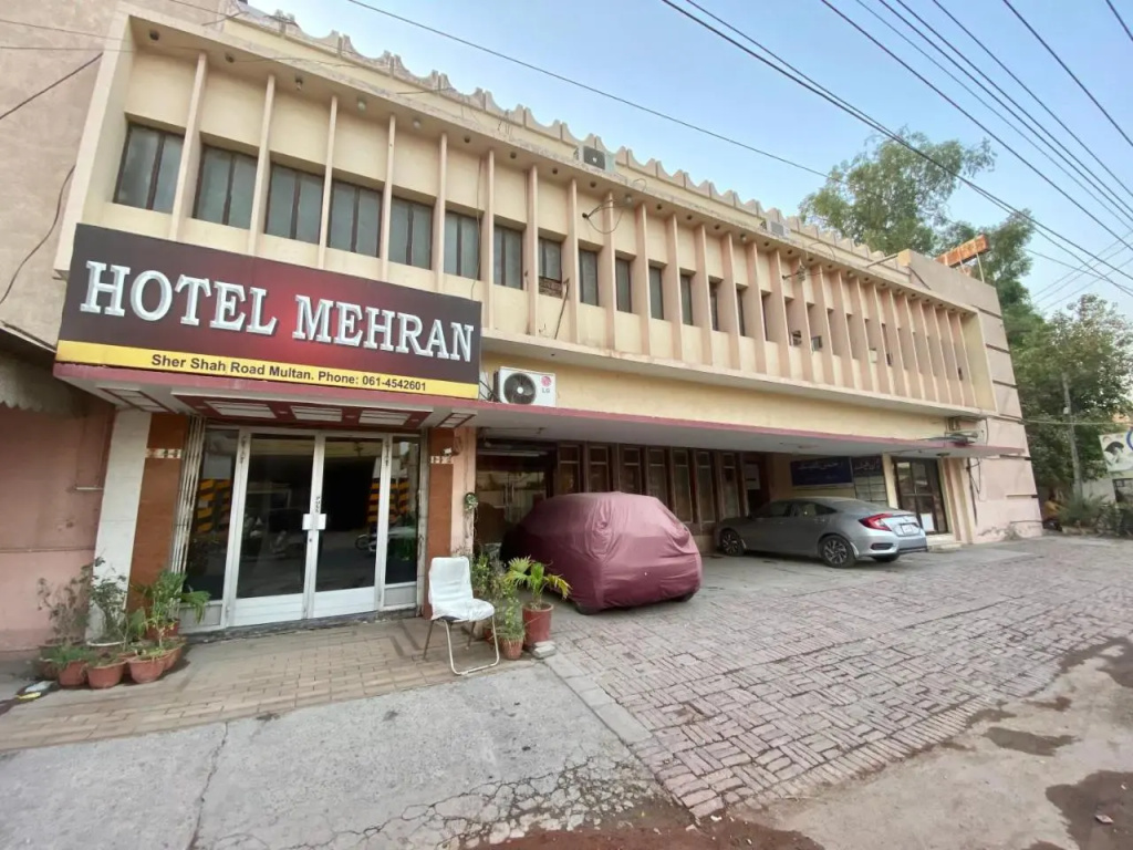 Hotel Mehran