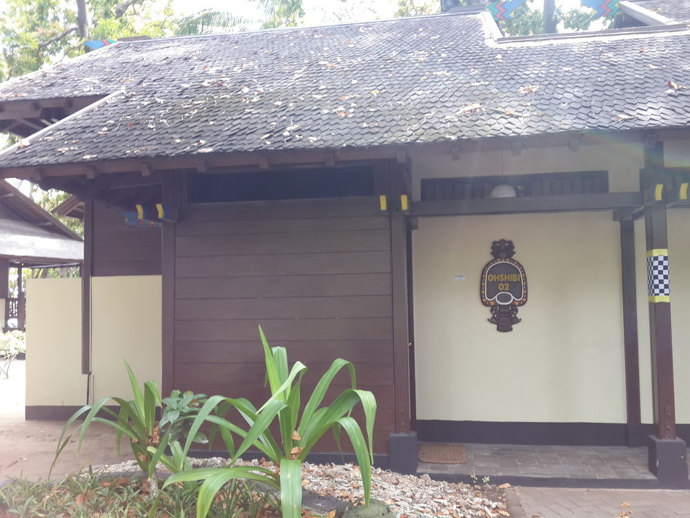 Pulau Ayer Resort & Cottages
