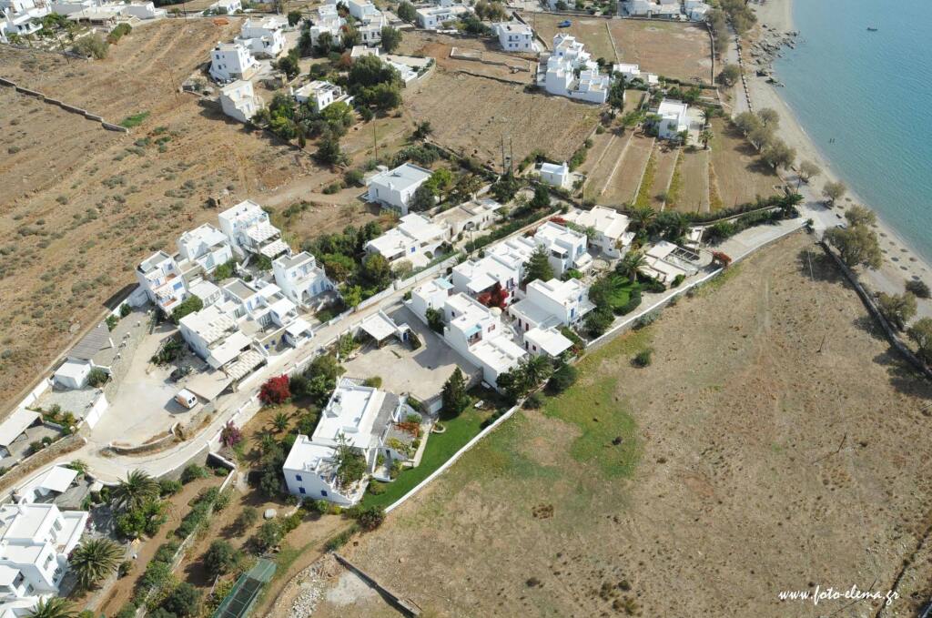  Akrogiali Hotel , Tinos Island