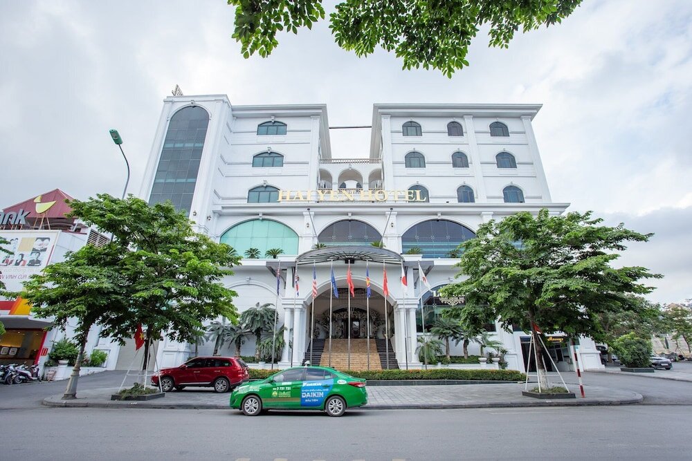 Hai Yen Luxury Hotel image