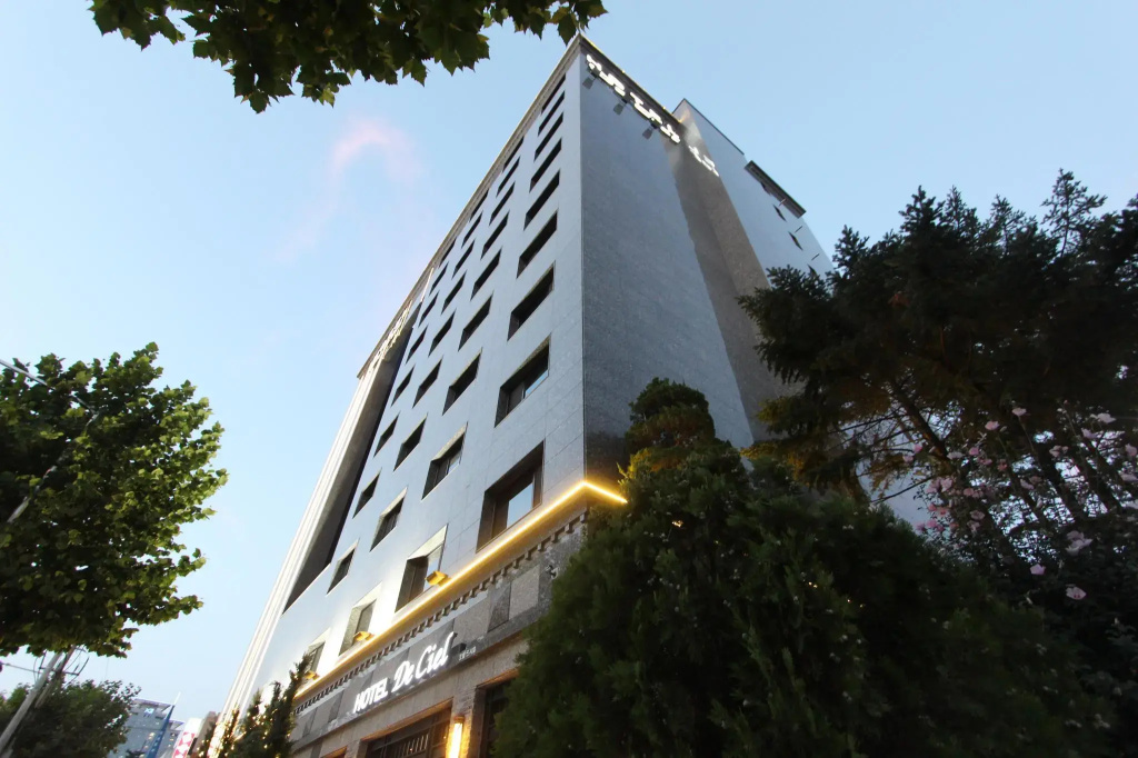 Hotel De Ciel