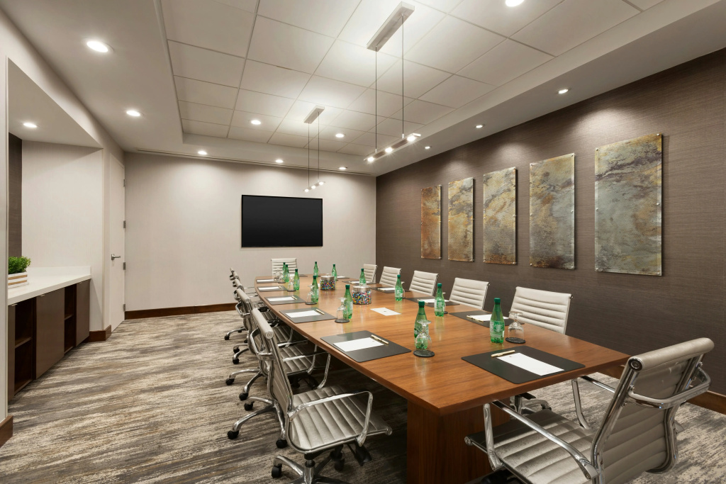 DoubleTree by Hilton Hartford - Bradley Airport - Général