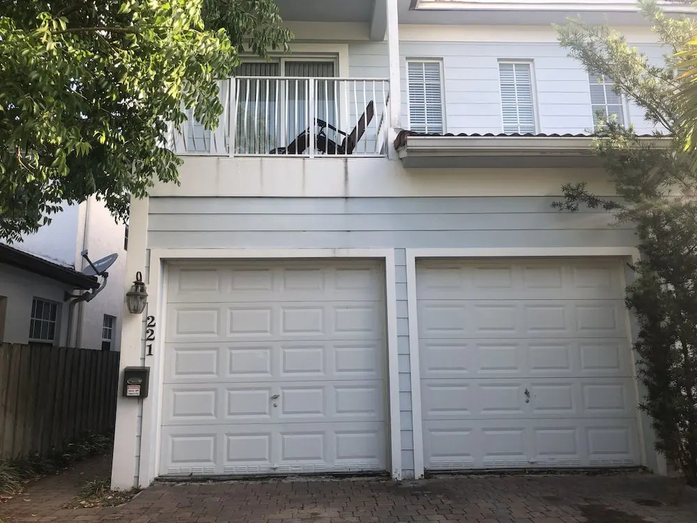 Huge House near Cruise Port