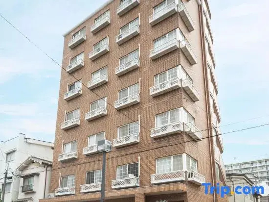Toho Building｜Direct Train Access to Popular Areas like Dotonbori, Nipponbashi, and Namba