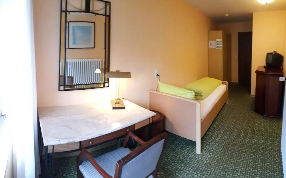 Одноместный номер Standard с балконом в Hotel Moselkern