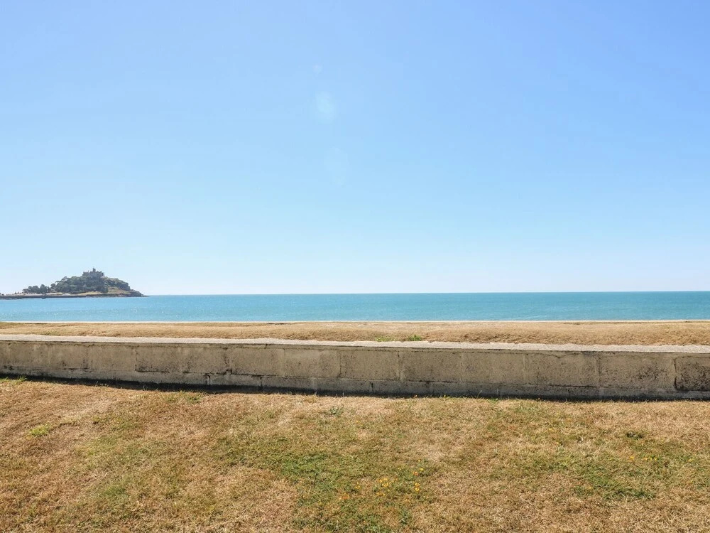 Beach & Waterfront