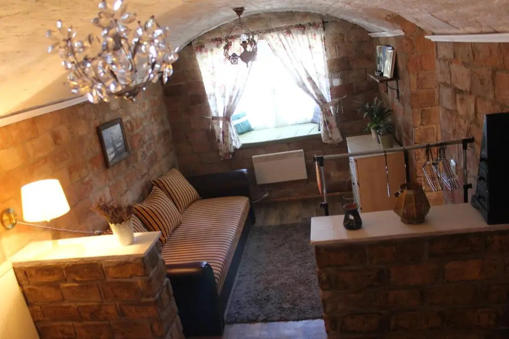 Kakukkfu Barlang-Vendeghaz - фото 2