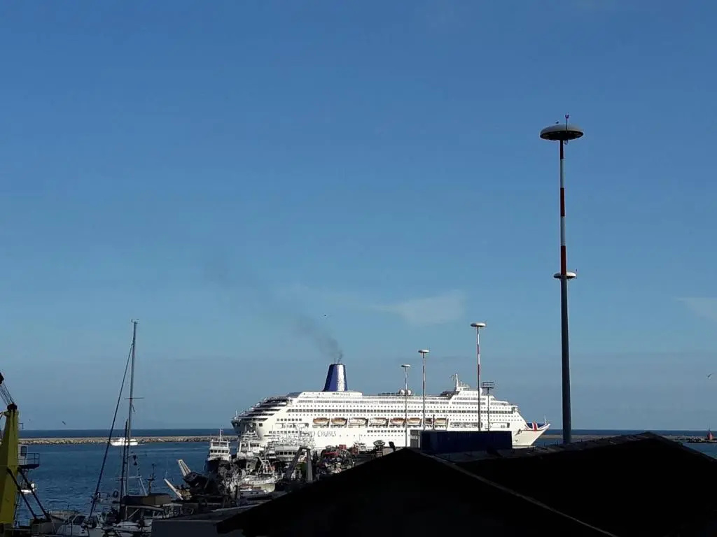 Standard Double room with balcony and with sea view (full double bed)