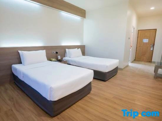 Deluxe Double room with balcony (twin beds)