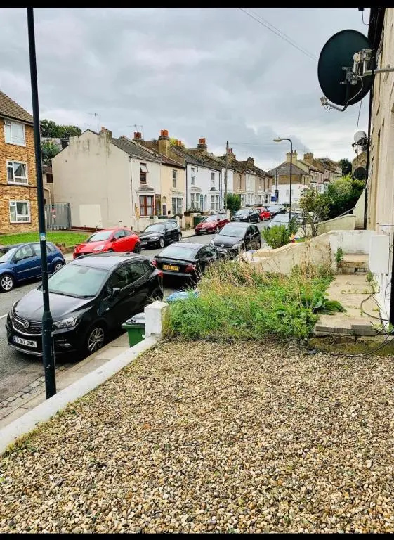 Charming 2 bedrooms Flat in Plumstead