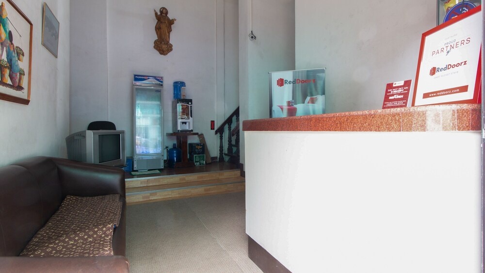 Reddoorz Near Peoples Park Tagaytay