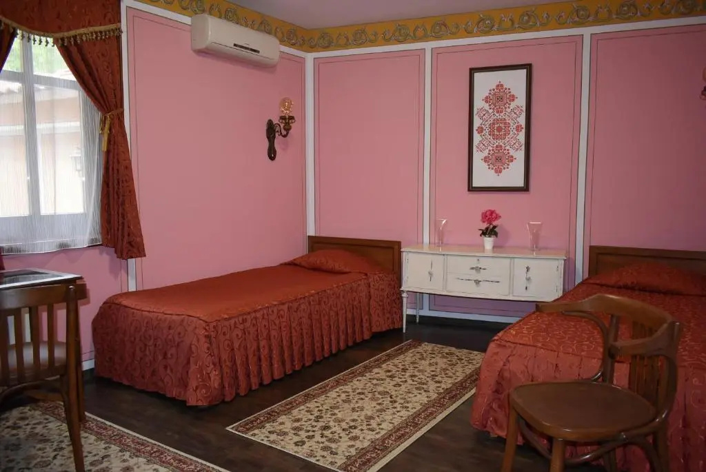 Standard Double room with garden view (twin beds)