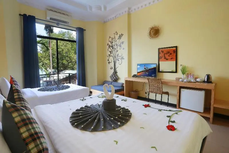 Standard room with balcony