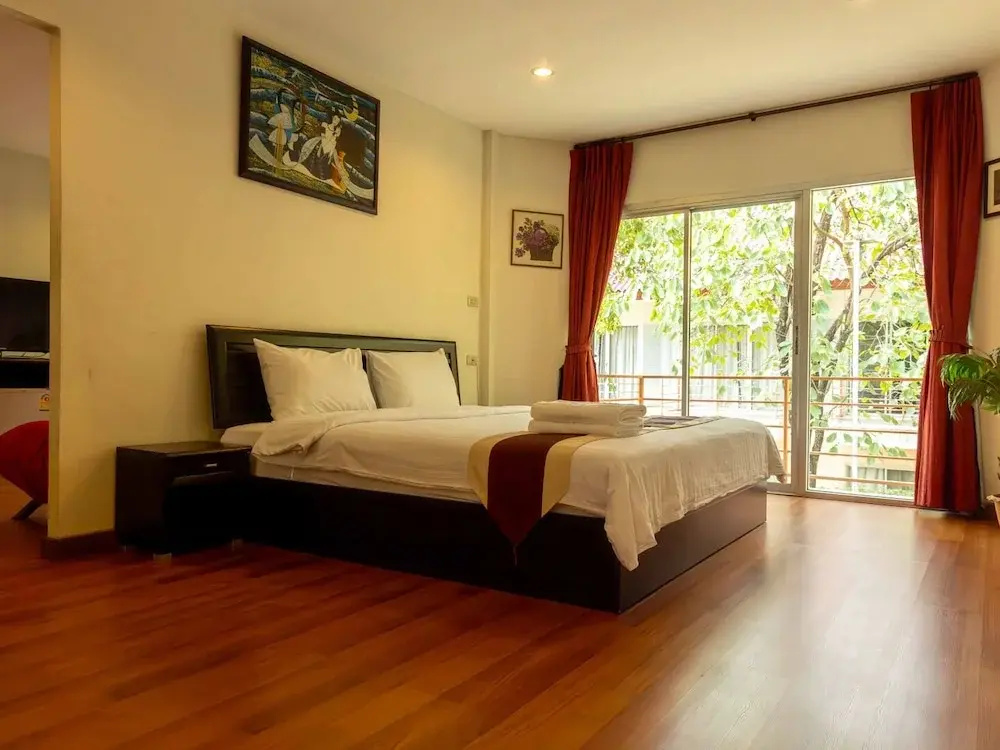 Grand room