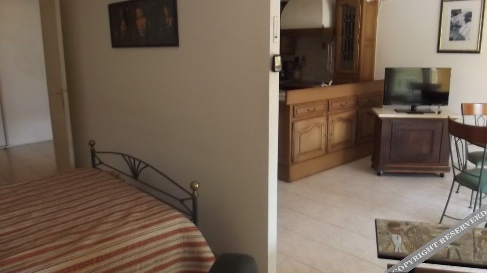 Voir la photo 2 — Appartement 4 personnes avec terrasse et parking quartier du Port de Nice