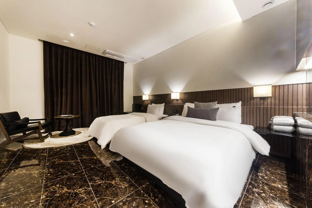 Premium room