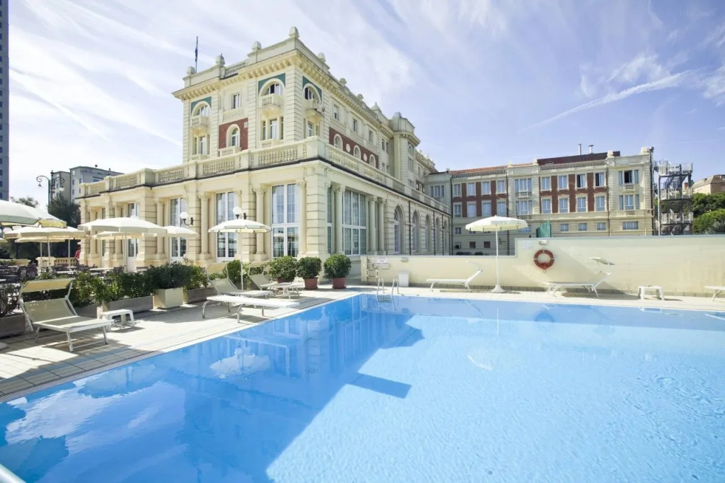 Grand Hotel - Général