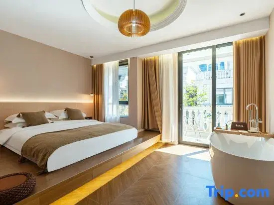 Standard room with view