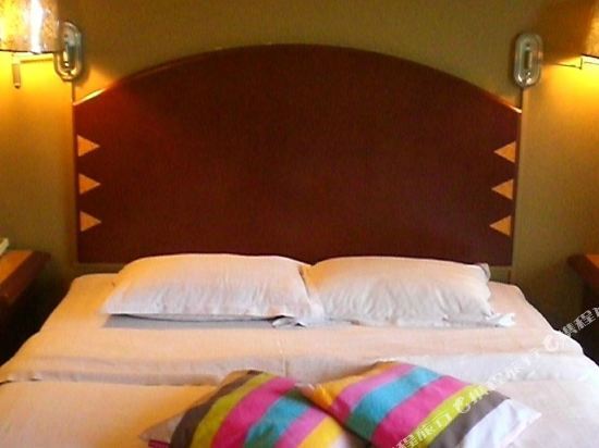 Casuarina Hotel
