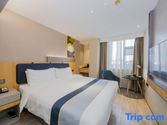 Superior Double room (full double bed)