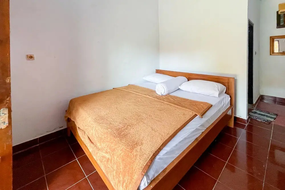 Guest House Surya Ayu Permai Buleleng Mitra RedDoorz — фото