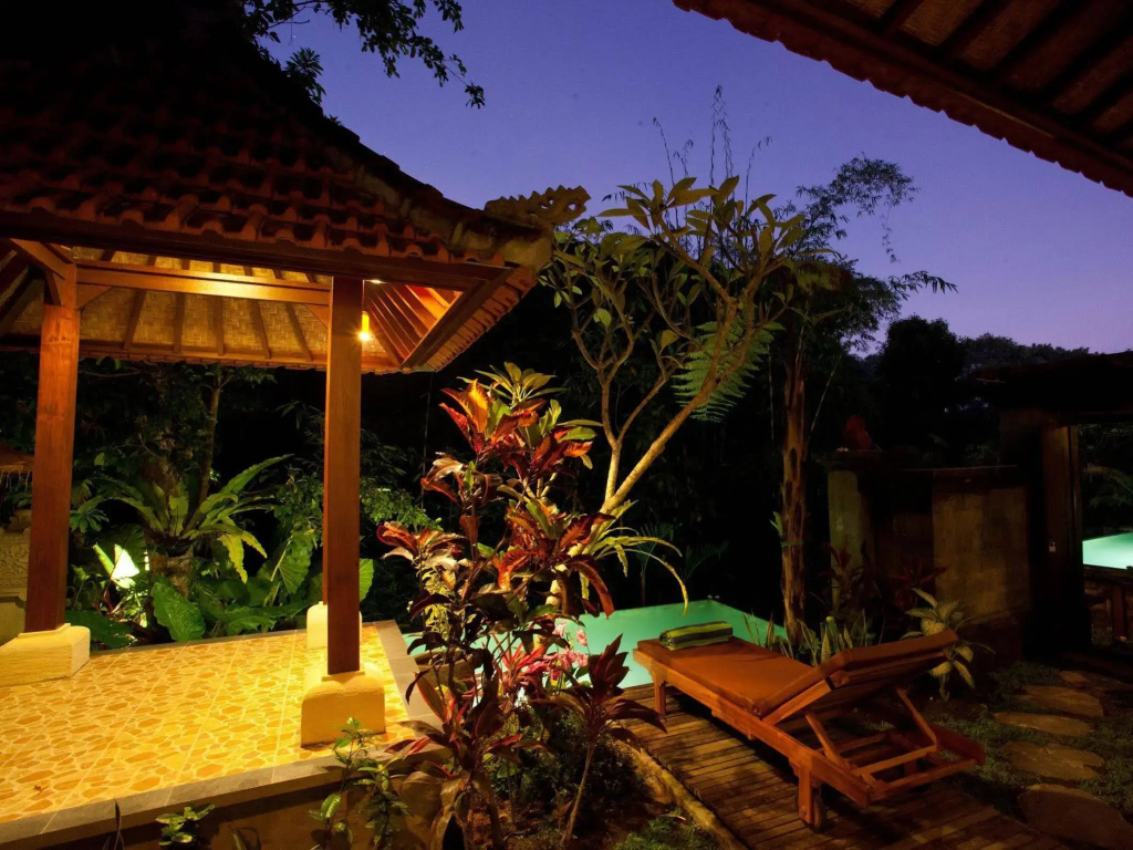 Segening Villa