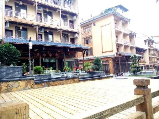 Luding Hailuogou Ruiqi Hotel