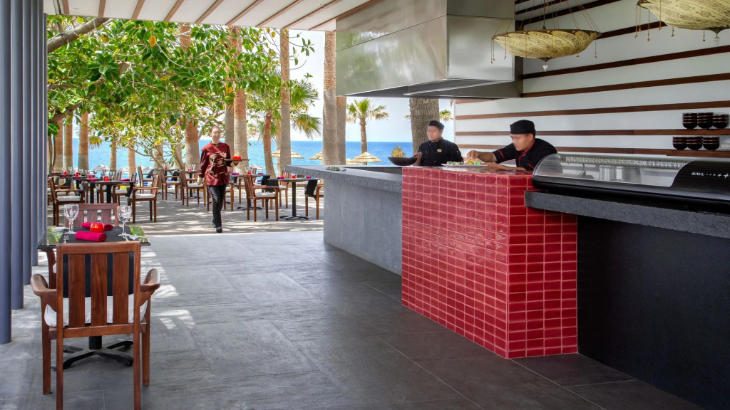 Lobby & Reception