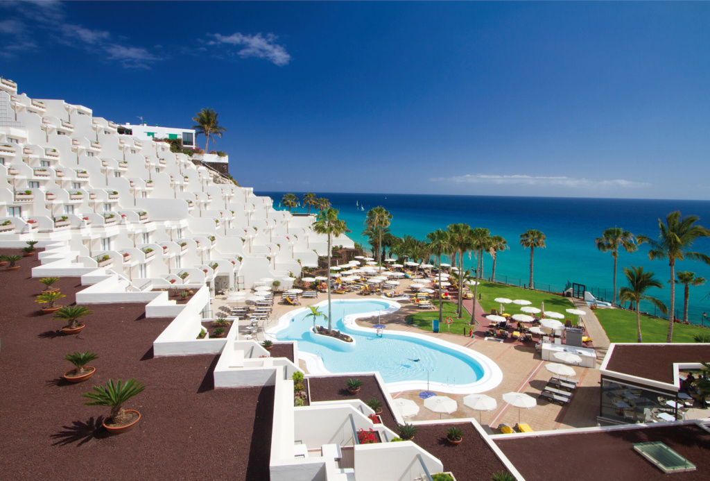 Beach & Waterfront