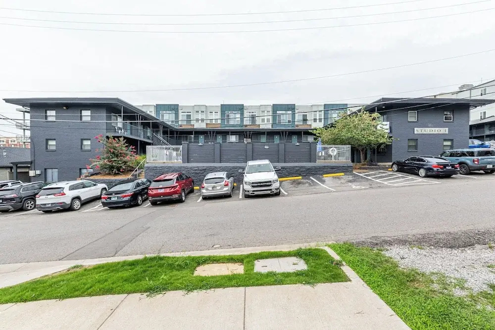 Trendy Studio for 4 w/ Community Pool!