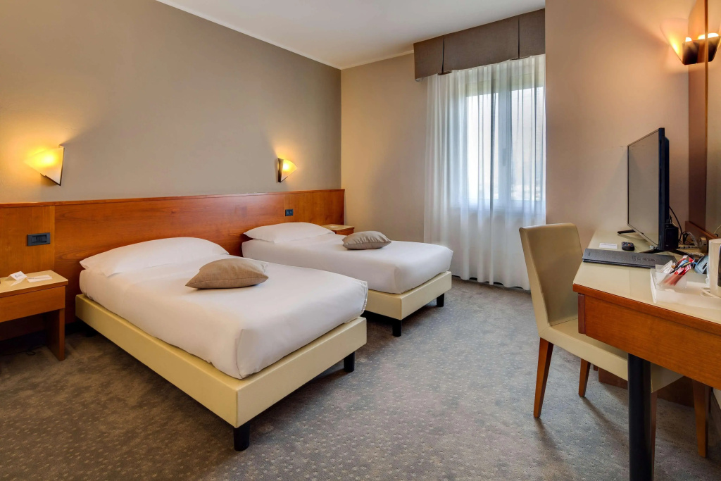 Best Western Hotel Turismo - фото 4