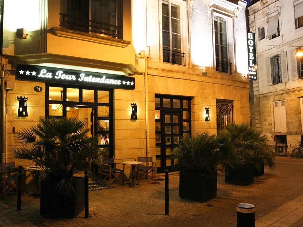 La Tour Intendance - Chambres